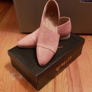 Slip on Blush shoes